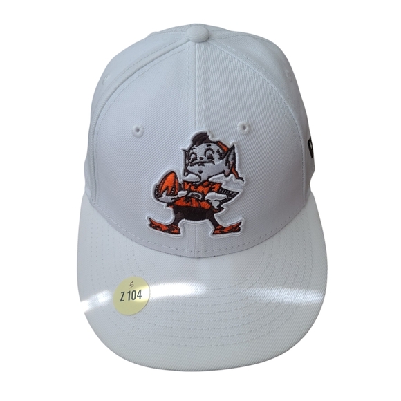 Cleveland Browns New Era Omaha Low Profile 59FIFTY Fitted Hat - White Size 7 1/8 - Picture 1 of 6